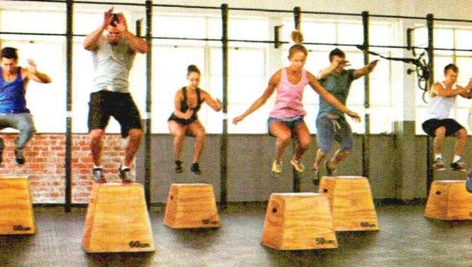 70个高强度间歇性训练_HIIT燃脂塑形，居家力量助健康