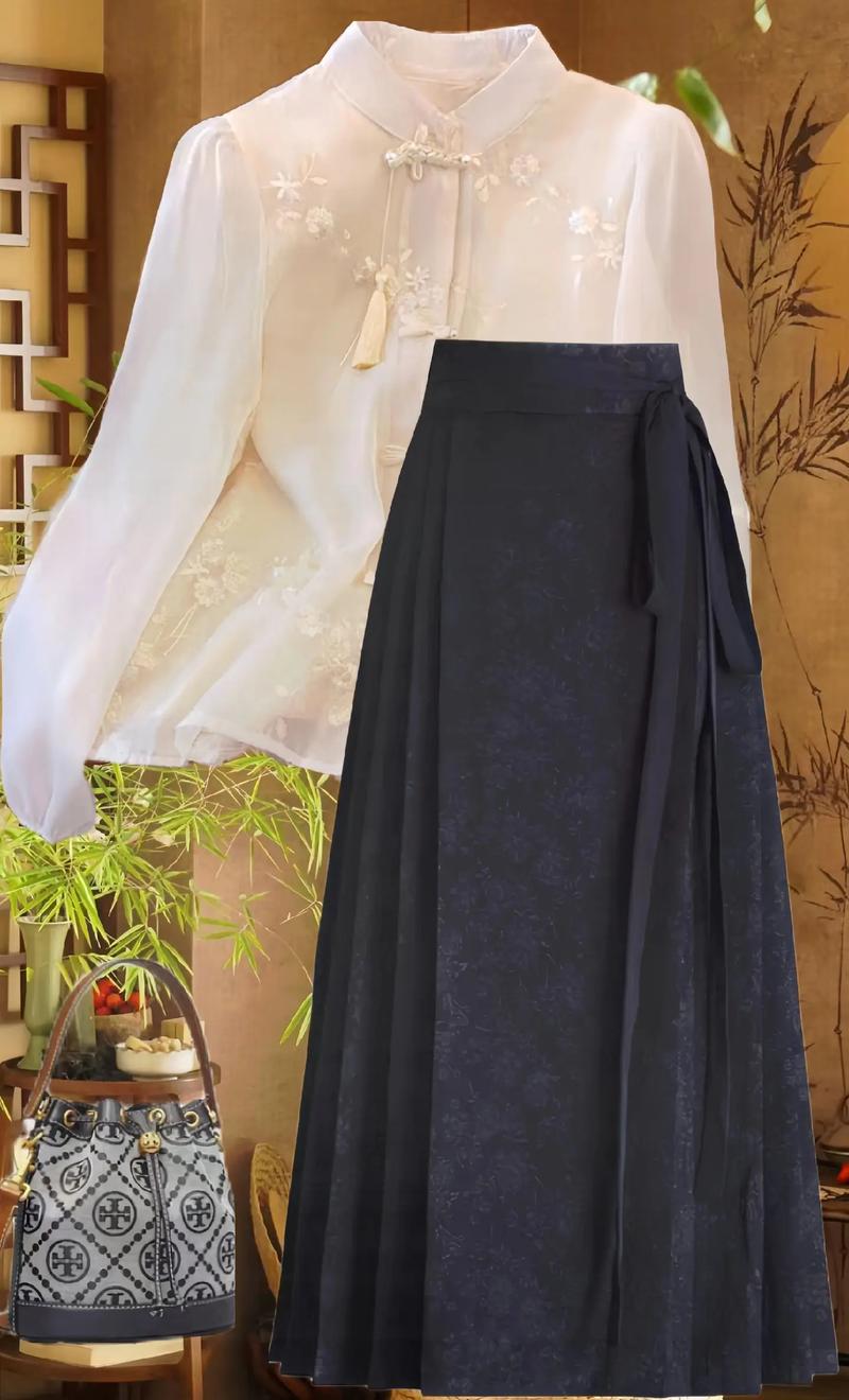 马面裙底下穿什么_传统风融入现代时尚