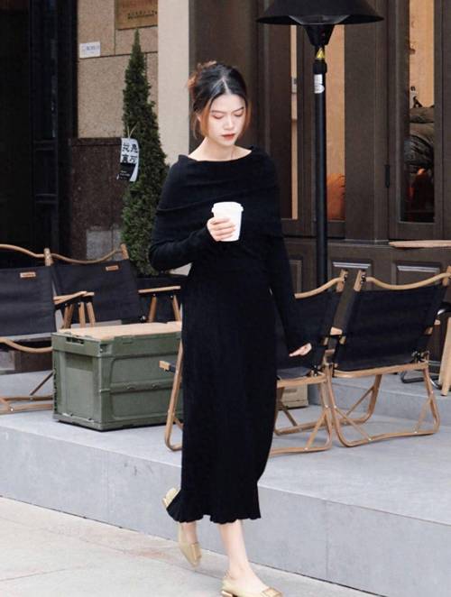 长裙子搭配平底大头鞋_长裙配平头鞋，舒适又时尚！