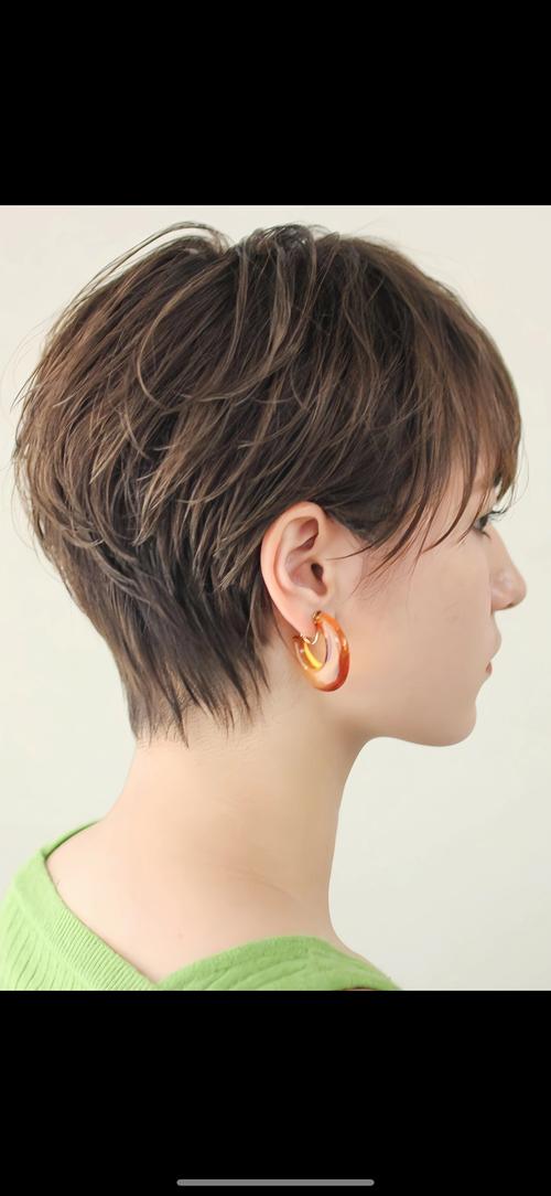 夏天女士做什么发型最凉快_高马尾丸子头编发造型