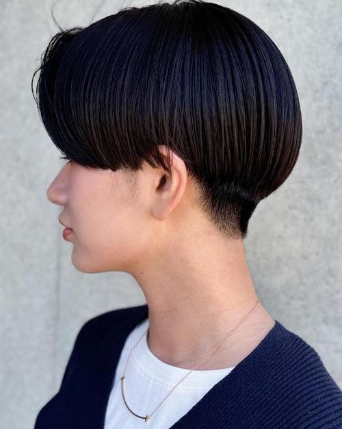 男性适合什么样的女性发型_选对发型显气质，脸型发质要考虑