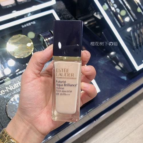 雅诗兰黛遮瑕粉底液_雅诗兰黛DW控油遮瑕粉底液，油皮亲妈！