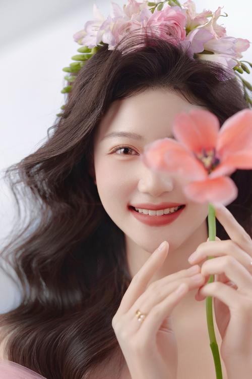 韩国女生裸妆化妆步骤_自然清透，简单打造无瑕美肌