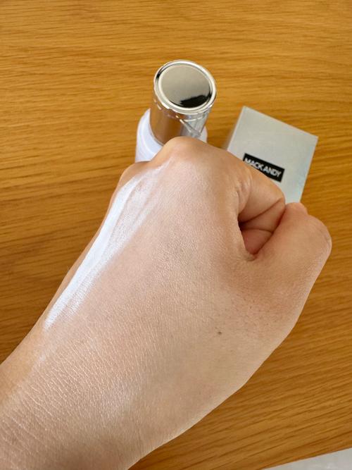 涂完防晒霜可以涂妆前乳吗_涂防晒后必涂妆前乳的正确顺序和技巧