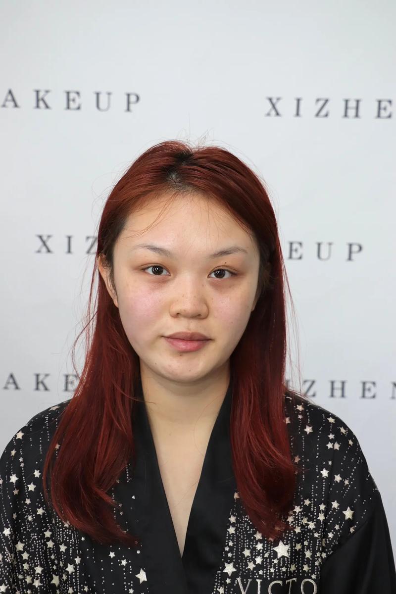 五官小扁平脸大适合怎么化妆_修容提亮眼妆眉毛,发型加分,自信最美! 五官小扁平脸大适合怎么化妆_修容提亮眼妆眉毛,发型加分,自信最美!