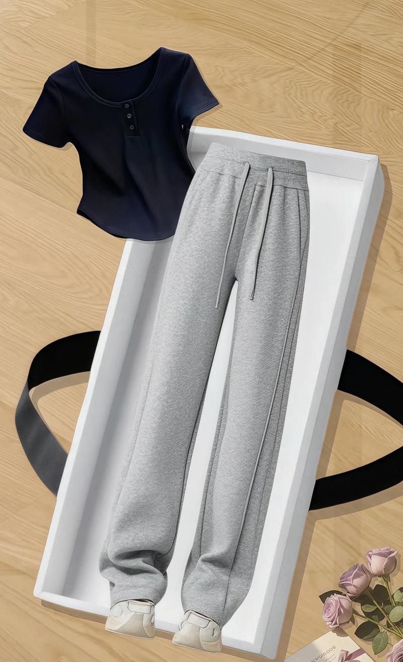 适合50岁穿的运动裤_裤装选宽松直筒，基础色搭，显气质