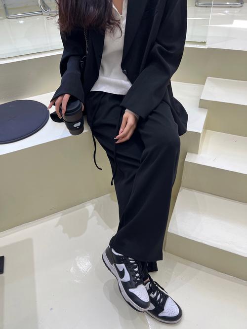 30多岁适合穿绑带运动裤吗_绑带裤穿出成熟活力范