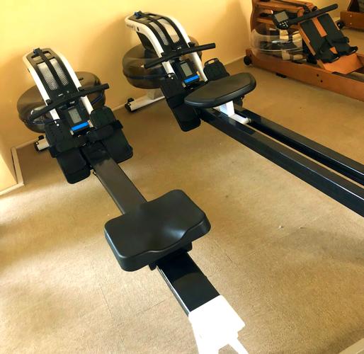 划船机锻炼身体什么部位_高效燃脂，轻松锻炼全身