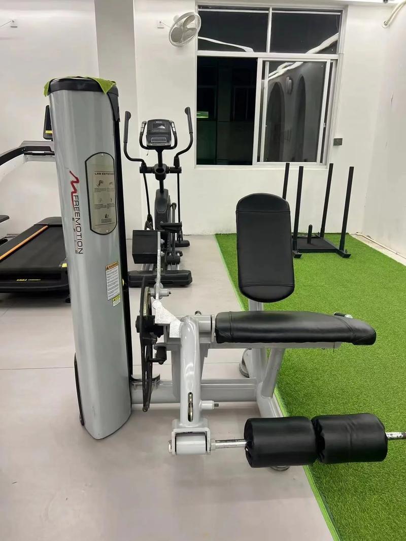 推胸划船双功能训练器_稳定推胸划船器，德国钢架，12种动作，舒适护腰！