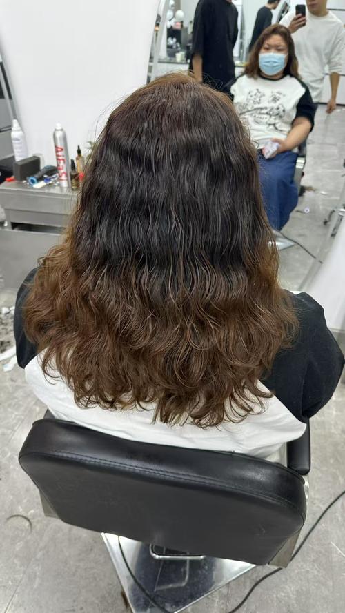 偶尔一次烫头发要紧吗_烫发伤头?小心干枯脱发! 偶尔一次烫头发要紧吗_烫发伤头?小心干枯脱发!