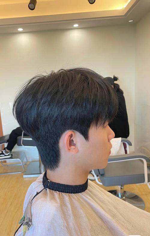 后饱满发型_亚洲后脑扁平？剪出饱满头型！