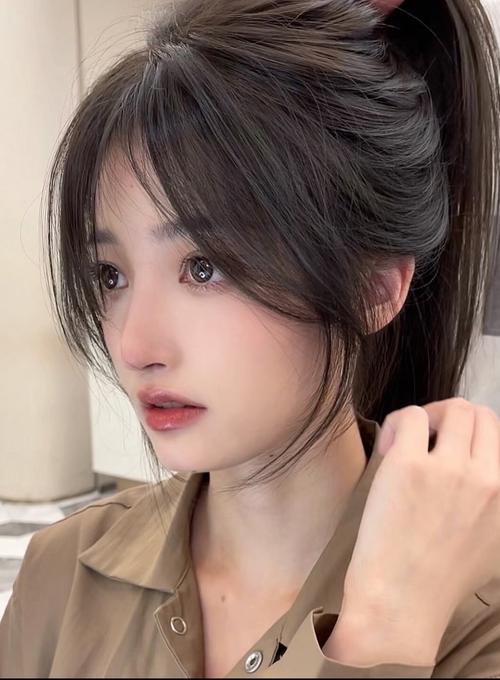 剪了高层次之后扎高马尾发型_高层次发型扎马尾随性减龄 剪了高层次之后扎高马尾发型_高层次发型扎马尾随性减龄