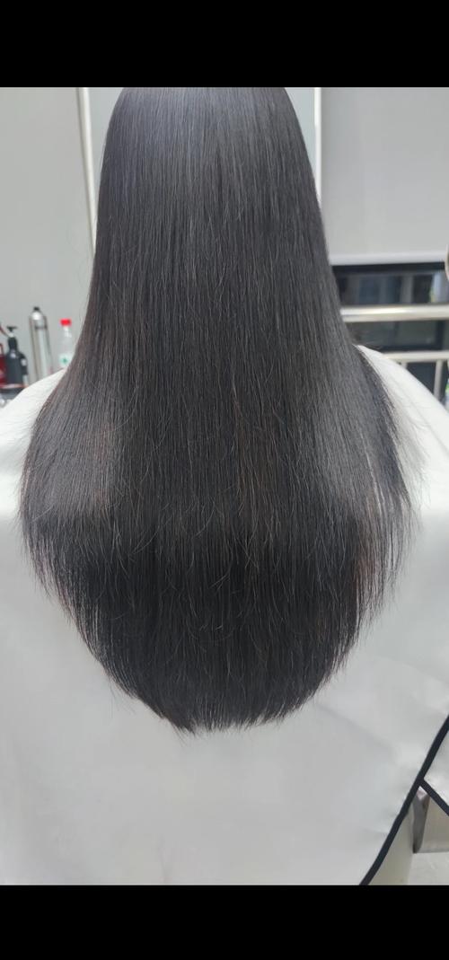 烫同一款发型要不要拉直_烫发前要不要拉直？看发质和效果