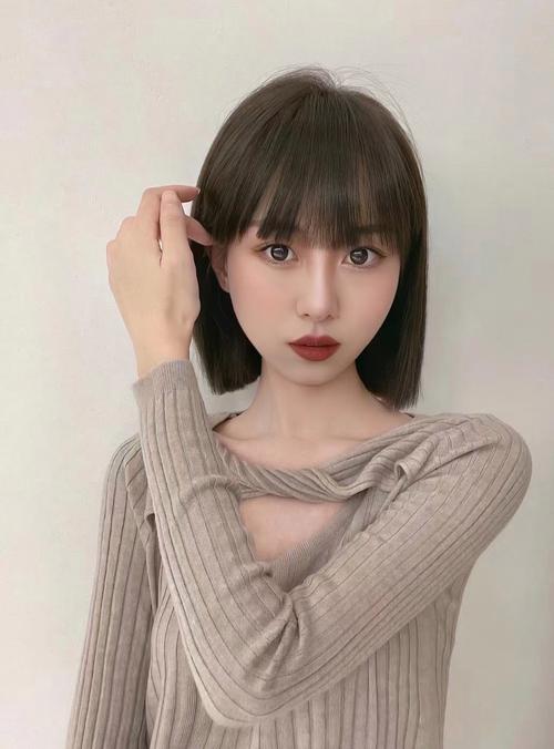 下面哪个发型适合我_选对发型，脸型发质风格全匹配