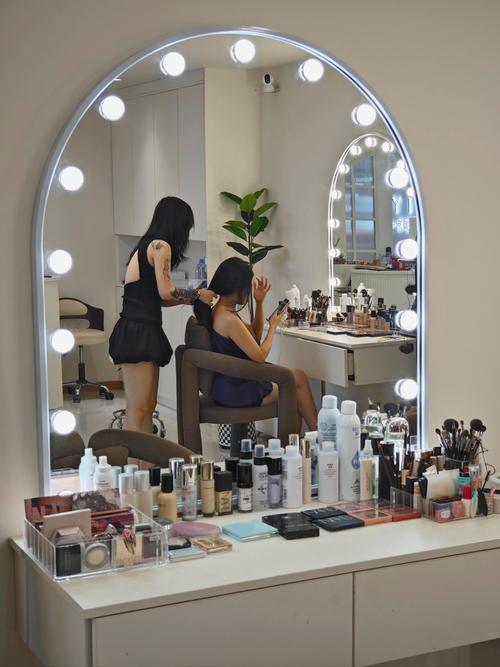 完美搭档化妆间片段_美食家师生恋喜剧，伦理与温情探讨