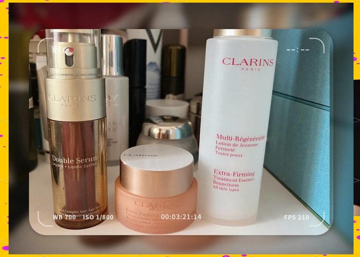 长期使用刺激性化妆品_化妆品伤皮肤？敏感肌慎选，厚重成分易致痘