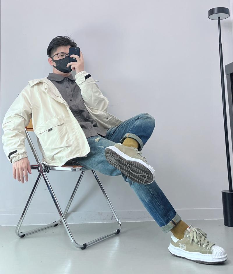 冲锋衣搭配牛仔裤吗_冲锋衣配裤怎么穿出不同风格? 冲锋衣搭配牛仔裤吗_冲锋衣配裤怎么穿出不同风格?