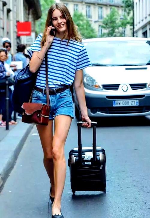 腿粗腿短的女生穿衣搭配_简约高腰显高,避免低腰碎花 腿粗腿短的女生穿衣搭配_简约高腰显高,避免低腰碎花