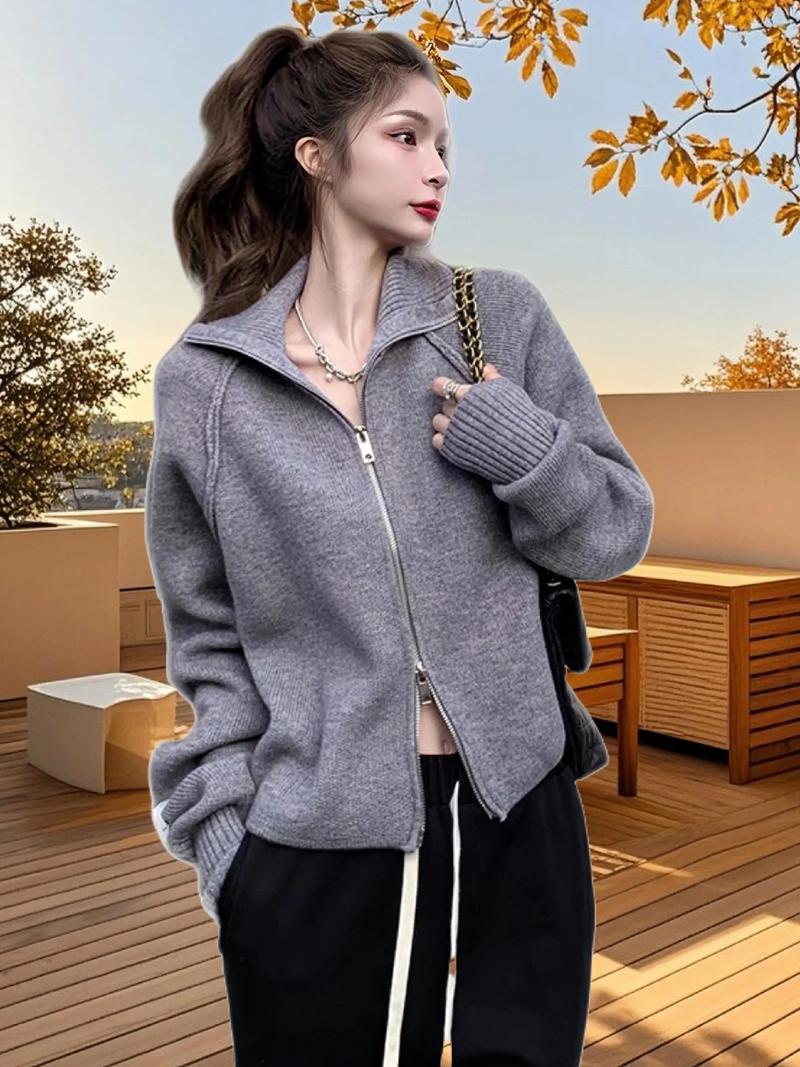 拉链短毛衣外套搭配_拉链毛衣百搭时尚，显高显瘦！