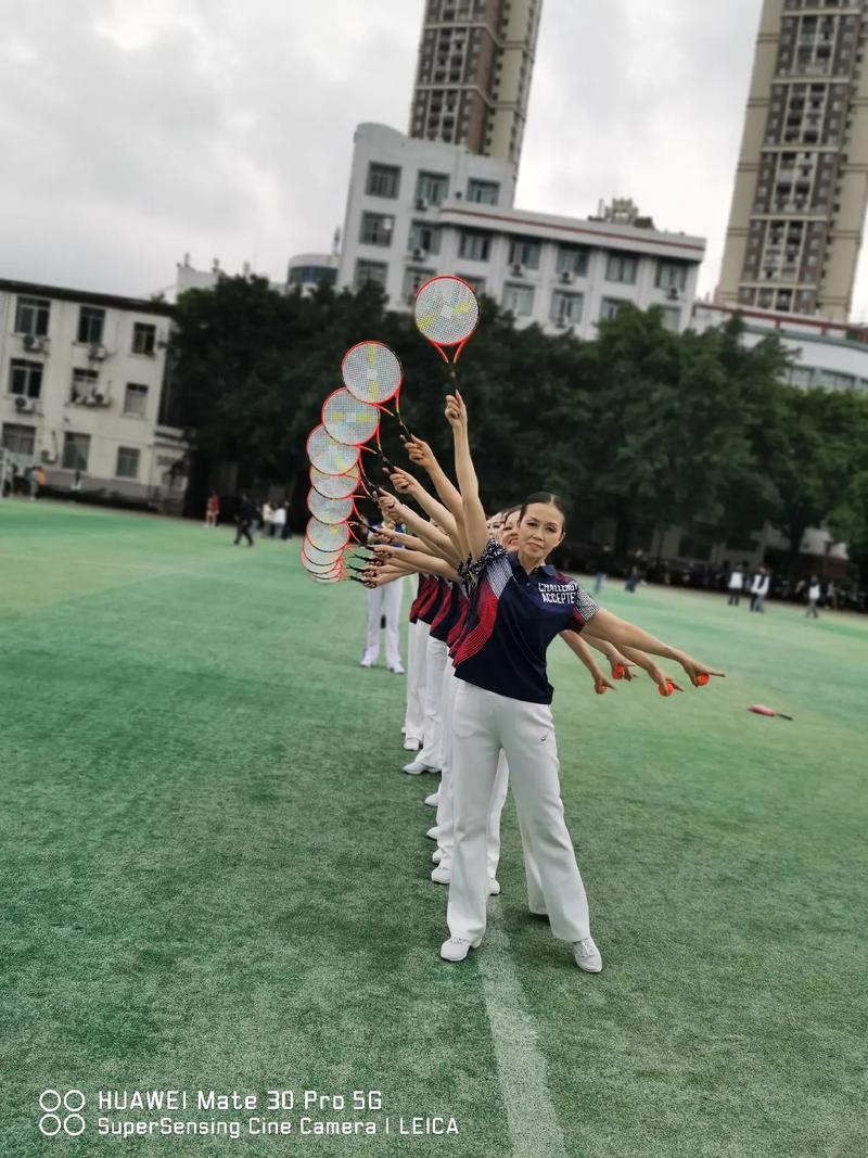 柔力球基本动作6个动作_柔力球基础姿势与技巧入门