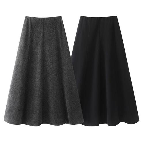 深灰色半身裙配什么颜色好看_深灰时尚，五色上衣随心搭！