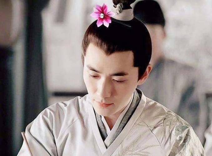 北宋男子发型_宋朝男子爱簪花戴香，精致生活显品味