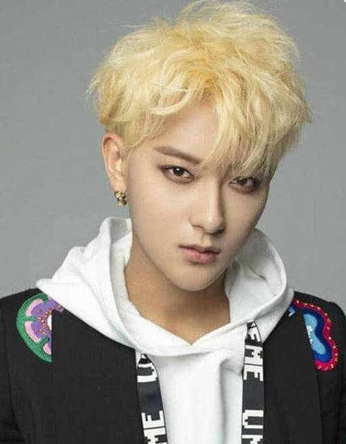 男明星用的什么化妆品那么年轻_明星护肤好皮肤是他们竞争力的关键！