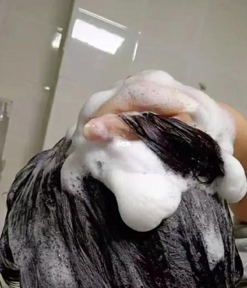 做好的发型洗完头就没了_烫发没做好，卷度才塌，别怪洗发水！