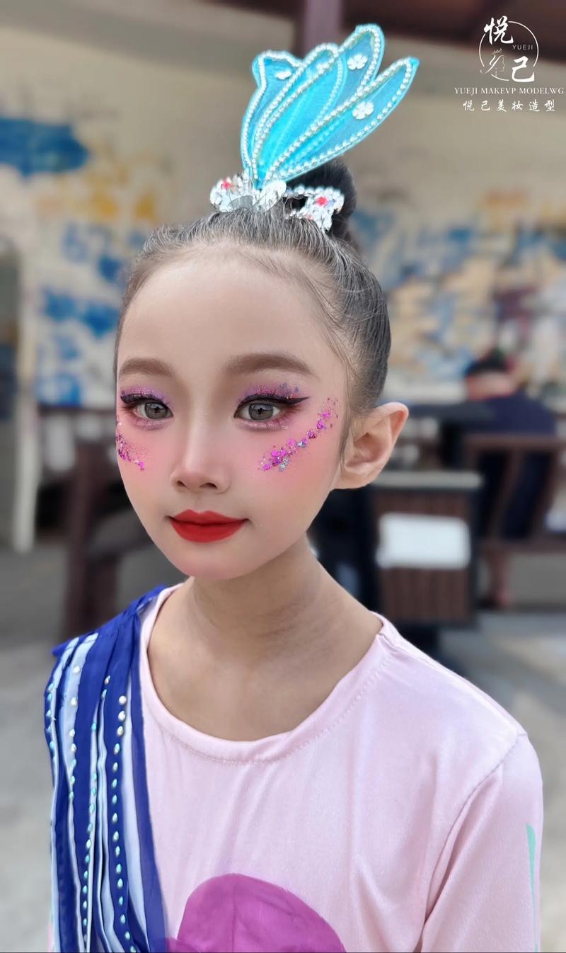 几岁可以化妆_青春期别化妆，18岁后选温和品，防晒卸妆要做好