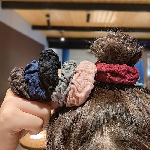 无皮筋扎头发_丸子头半扎发不用皮筋，发卡搞定！