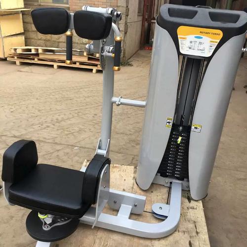 跪在上面练腹肌的器械_跪姿健腹轮练腹肌，注意背平收腹紧，每周三四次