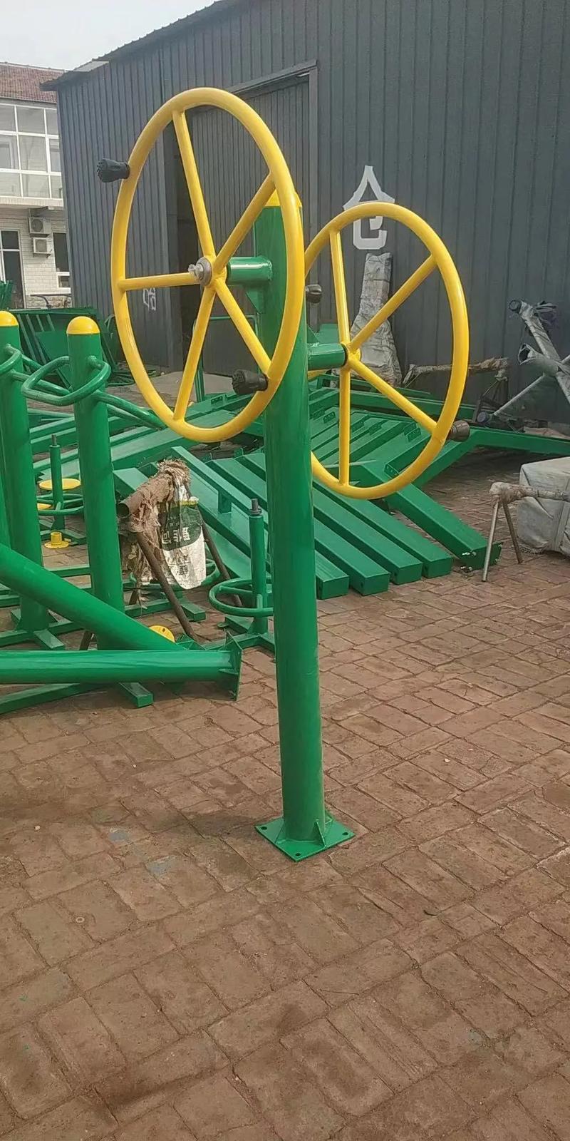 不损伤腰椎的健身器材_缓解腰痛，安全运动