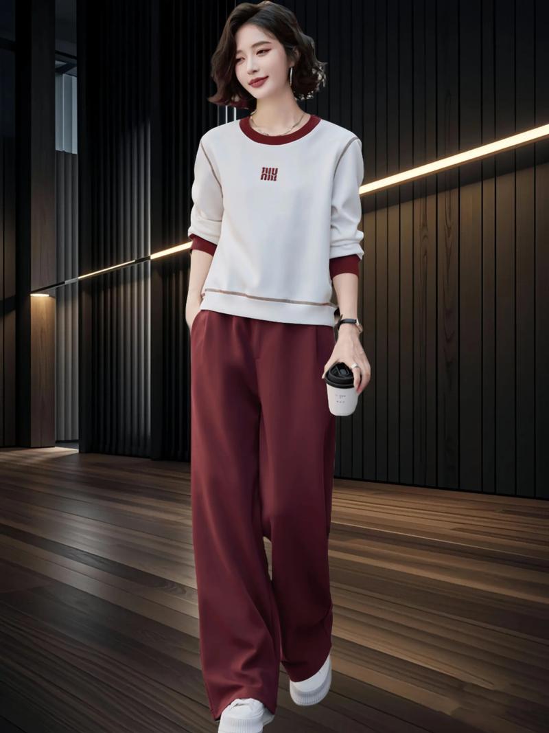 乳色运动裤配什么上衣_乳白运动裤搭浅紫灰米红上衣,春夏百搭时尚 乳色运动裤配什么上衣_乳白运动裤搭浅紫灰米红上衣,春夏百搭时尚