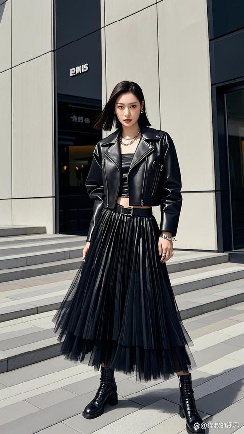 纱纱裙搭配什么上衣_纱裙百搭!配T恤甜酷,配衬衫优雅,轻松穿出百变风格 纱纱裙搭配什么上衣_纱裙百搭!配T恤甜酷,配衬衫优雅,轻松穿出百变风格