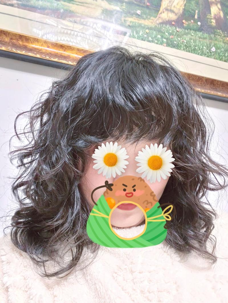 去什么公社做了个时薪和发型_老理发师坚守温情，社区里的暖心服务