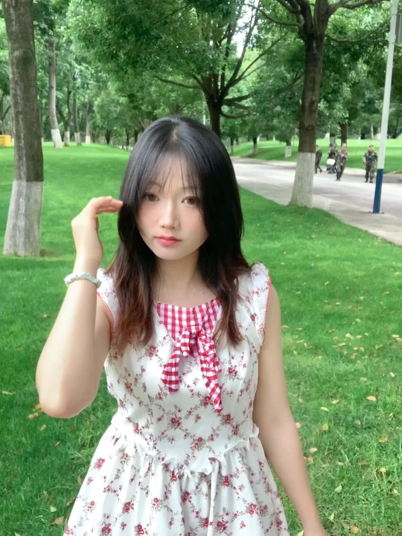 十厘米头发要留多久_十厘米头发多久长？遗传习惯决定