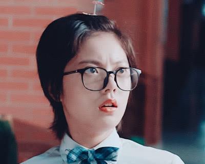 林妙妙同款发型_高考剧《少年派》张嘉译闫妮赵今麦演绎林妙妙成长，发型变化展现角色魅力