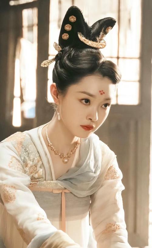 双丫鬟发型：古风经典，现代汉服新宠