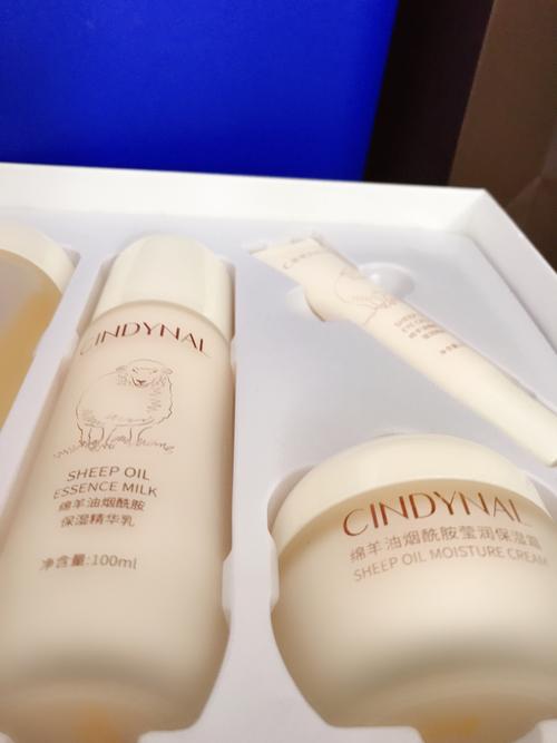 16岁青少年适合什么化妆品_16岁痘痘肌专用温和面霜,控油修护舒缓,安全不刺激 16岁青少年适合什么化妆品_16岁痘痘肌专用温和面霜,控油修护舒缓,安全不刺激