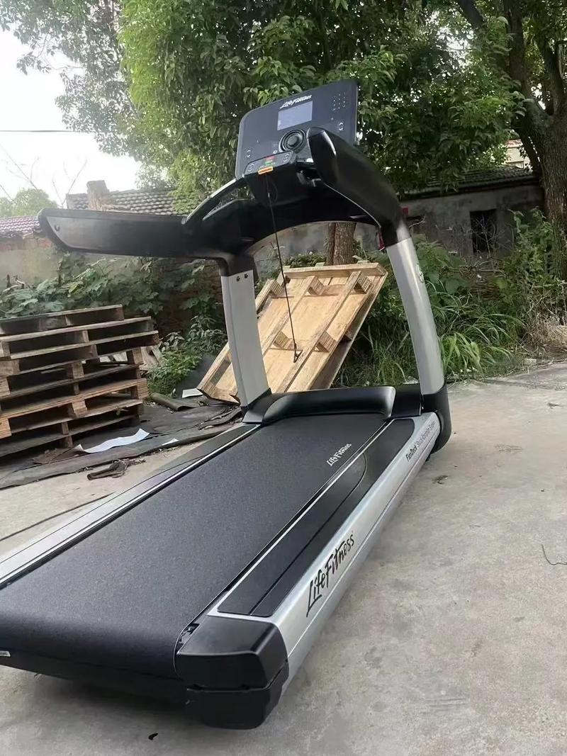 力健健身器材有几种系列_专业器材,全面服务 力健健身器材有几种系列_专业器材,全面服务