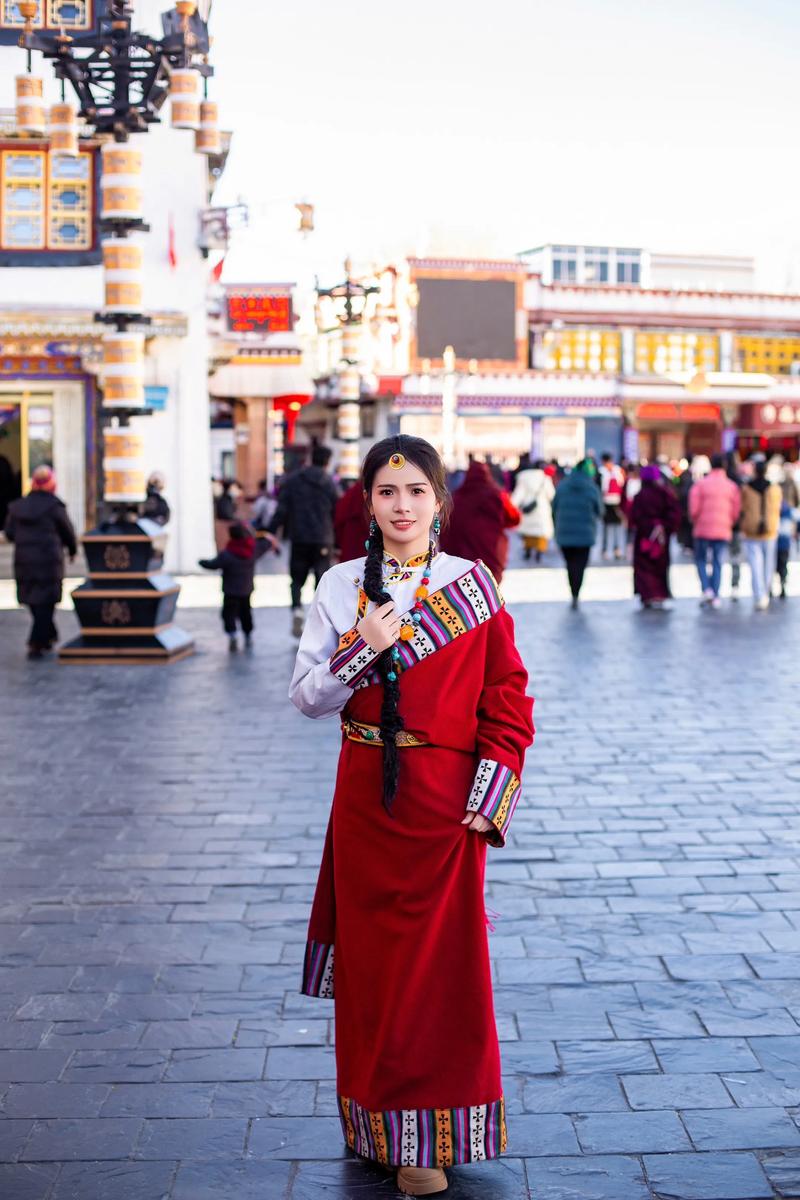 藏族服饰日常穿搭_适应高原的实用与仪式美 藏族服饰日常穿搭_适应高原的实用与仪式美
