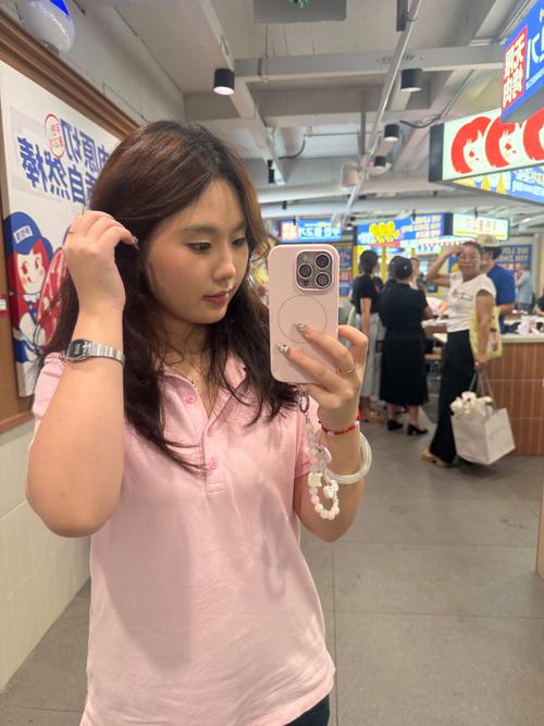 樱花粉适合多大年龄穿_樱花粉不挑年龄，穿出优雅高级感