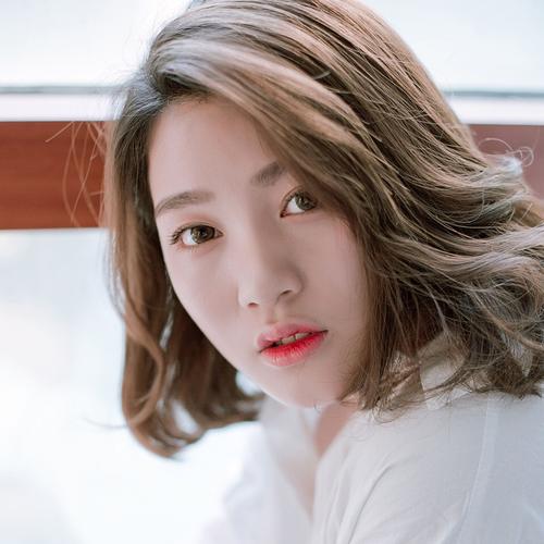 没刘海的女生给人感觉_留住青春感,自信最美! 没刘海的女生给人感觉_留住青春感,自信最美!