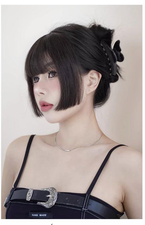 不挡额头的刘海_夏日刘海别挡额，清爽又显脸小