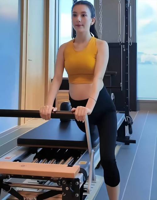 娶一个练瑜伽的老婆_独立魅力与婚姻平衡之道 娶一个练瑜伽的老婆_独立魅力与婚姻平衡之道