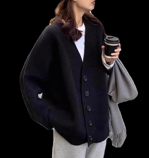 长开衫毛衣怎么搭配_秋冬百搭舒适，多风格随心搭！