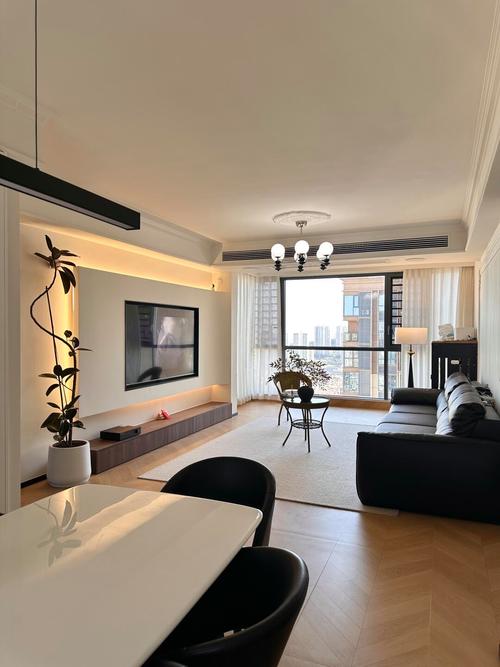 装修十大经典配色_原木奶油中古轻奢，选哪种看喜好？