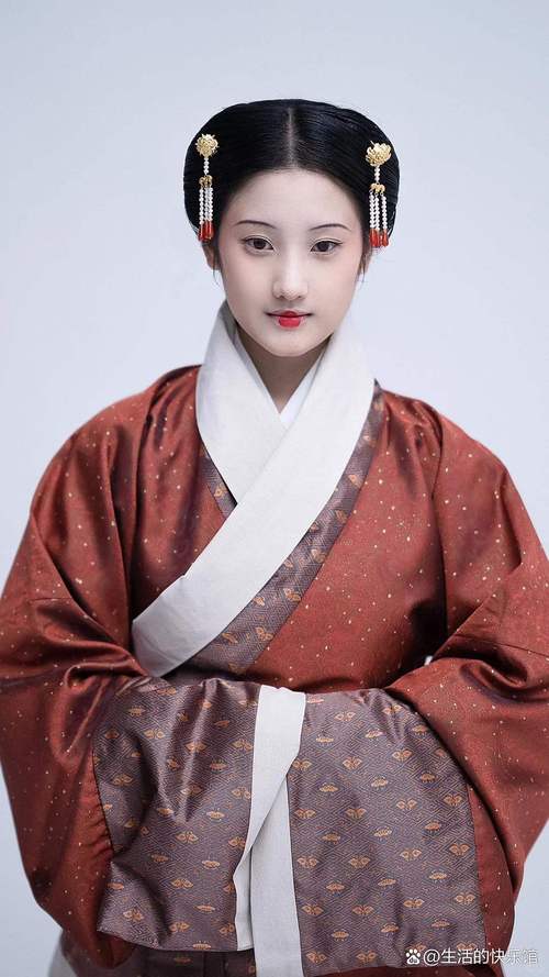 西汉女性发型_等级有别,高耸与椎髻显尊卑 西汉女性发型_等级有别,高耸与椎髻显尊卑