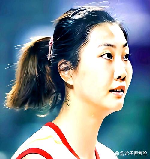 女排短发女生是谁_坚韧个性的标志性选择