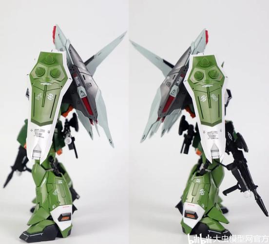 瞬发型扎古_黑灰配色吸睛，背包设计创新，武器配置待提升